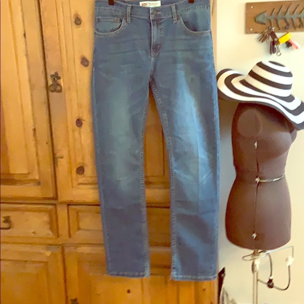 New Levi’s with tags